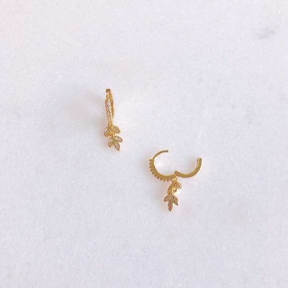 S925 leaves hoop earrings - Picture 2 of 6